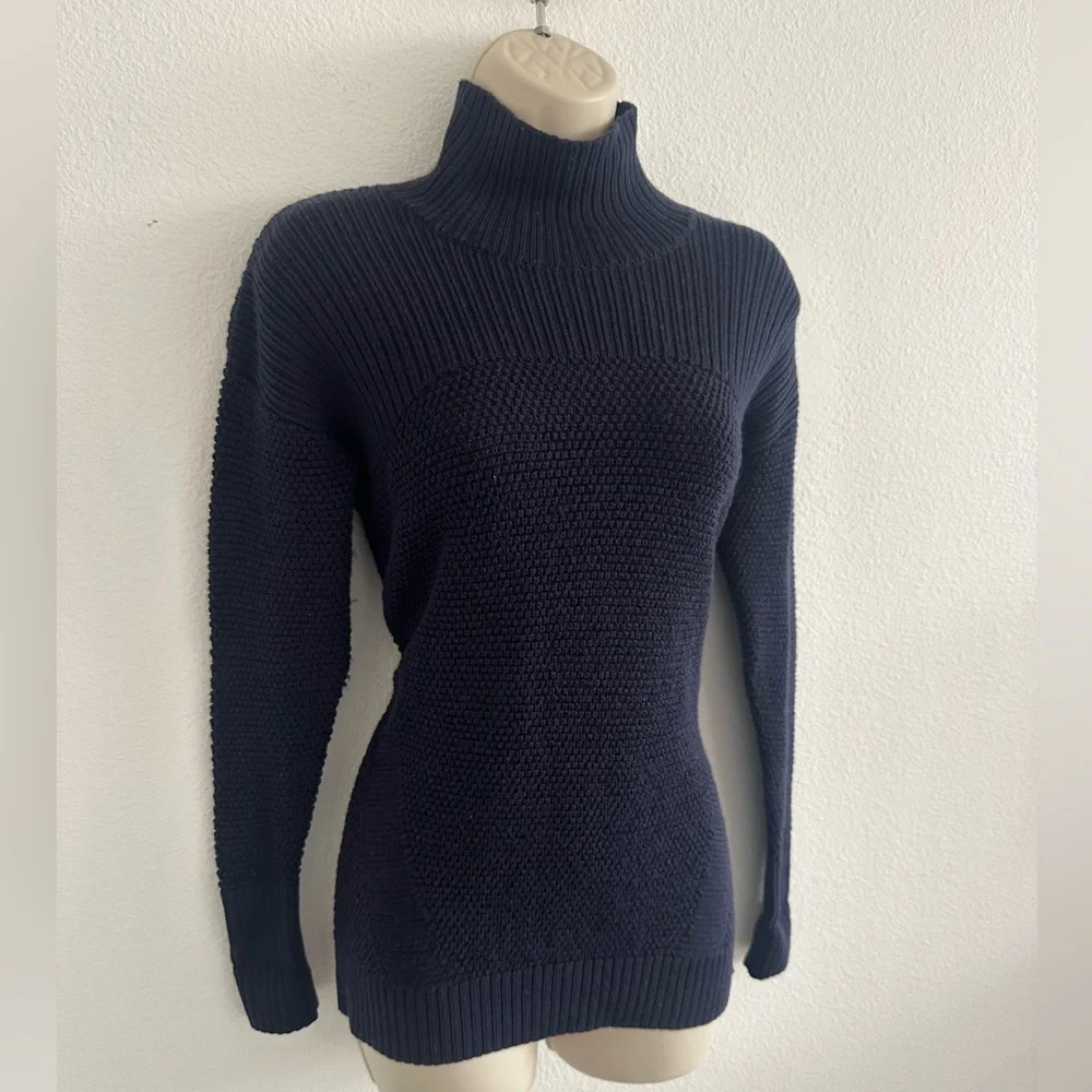 Lululemon Turtleneck Sweater‎ Merino Wool Navy Blue Warm & Restore Womens Sz 6